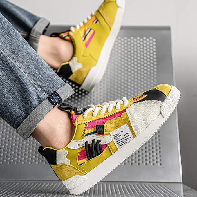 Circuit Retro Sneakers