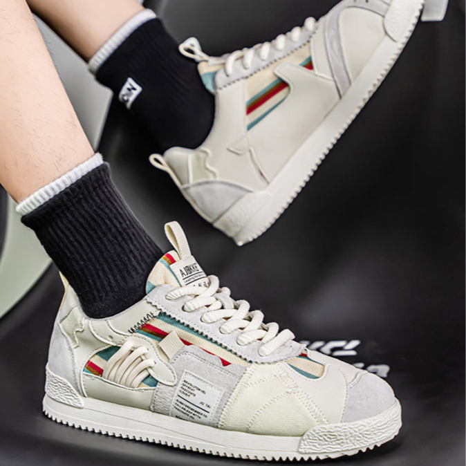 Circuit Retro Sneakers
