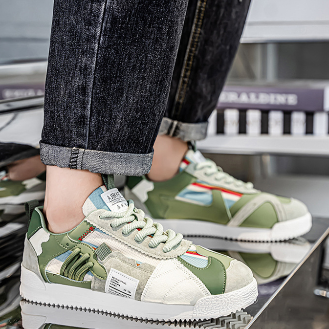 Circuit Retro Sneakers