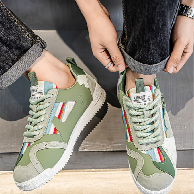 Circuit Retro Sneakers